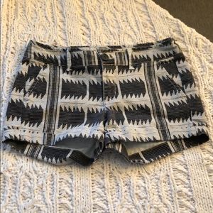 American Eagle black/tan size 2 shorts womens
